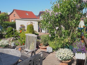 Unclassified image, 5 of 24, button