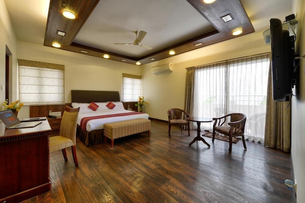 Egyptian cotton sheets, premium bedding, Select Comfort beds, minibar