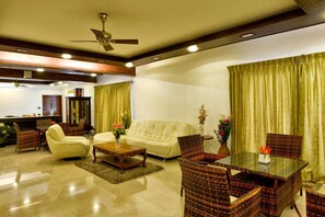 42-inch LED TV with digital channels, TV - Pleasant Boulevard MG Road (Bengaluru)