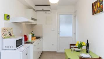 Estúdio (Studio with terrace and with Sea View) | Parte interna