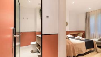 Superior Double Room | Gebar bulu kapas, bar mini, dihias secara berasingan