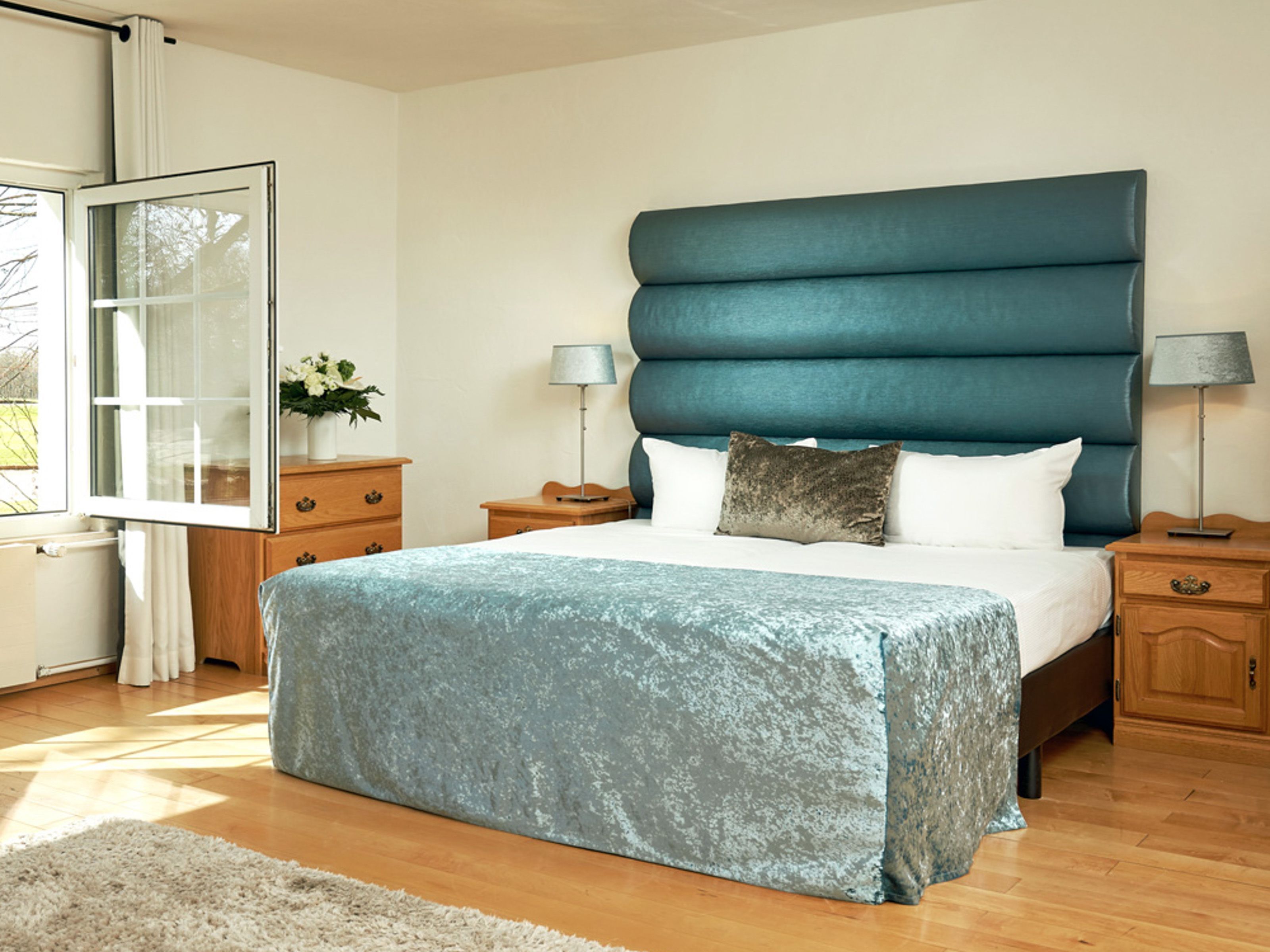 1 bedroom, in-room safe, desk, WiFi
