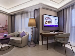 Privilege, Room, 1 King Bed