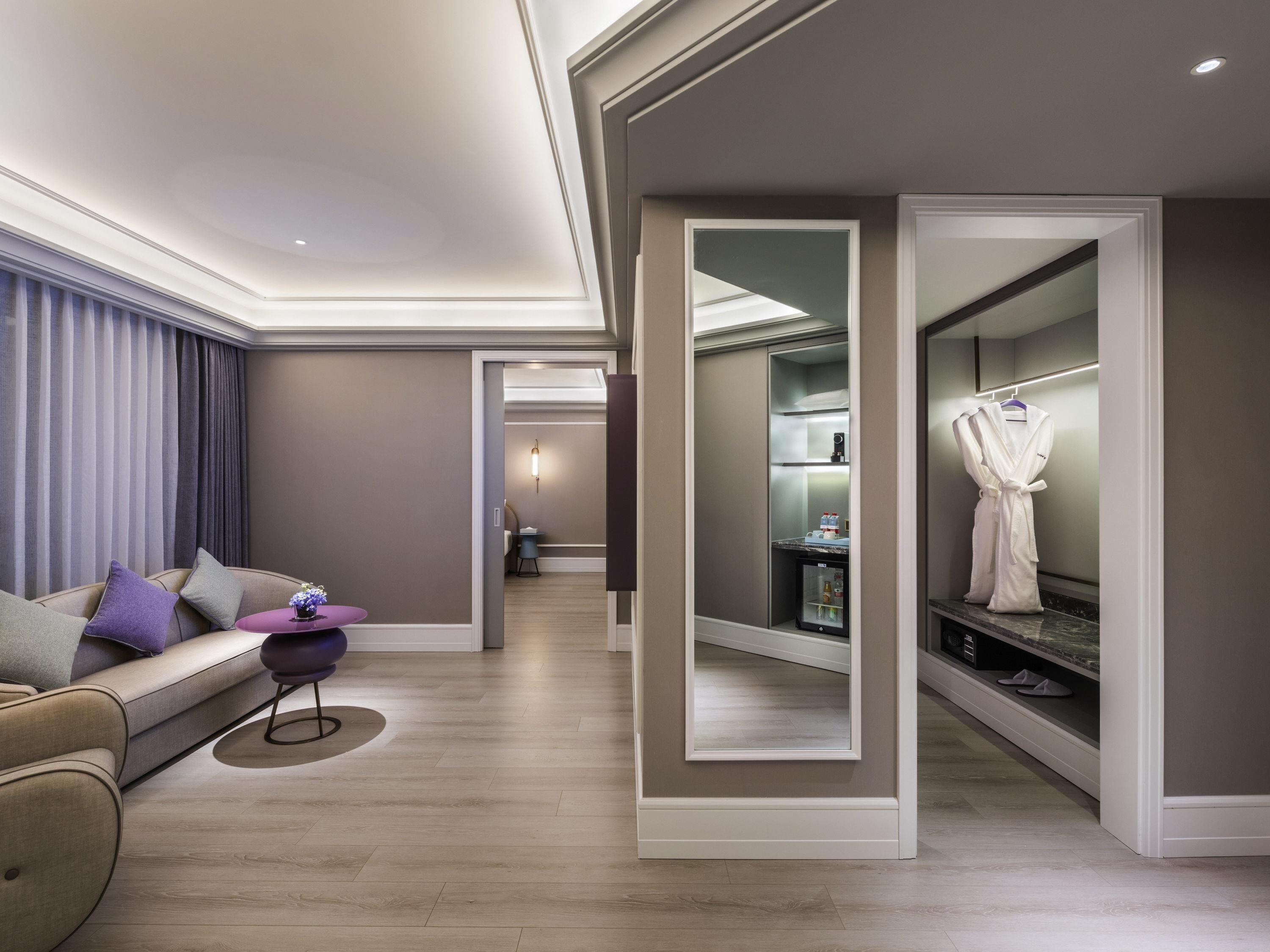 Superior Suite, 1 King Bed