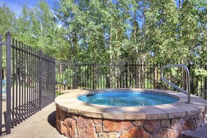 Outdoor spa tub - Mountain Thunder Lodge 1213 1 Bedroom Condo by RedAwning (Breckenridge)