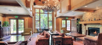 Mountain Thunder Lodge 1213 1 Bedroom Condo by RedAwning