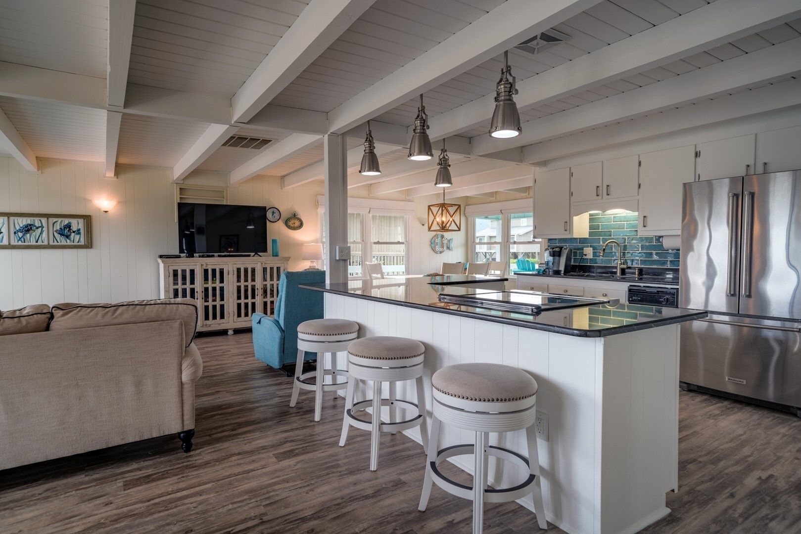 House, 3 Bedrooms | Private kitchen | Fridge, oven, coffee/tea maker, toaster