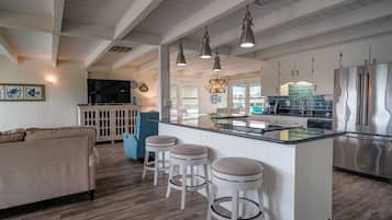 House, 3 Bedrooms | Interior