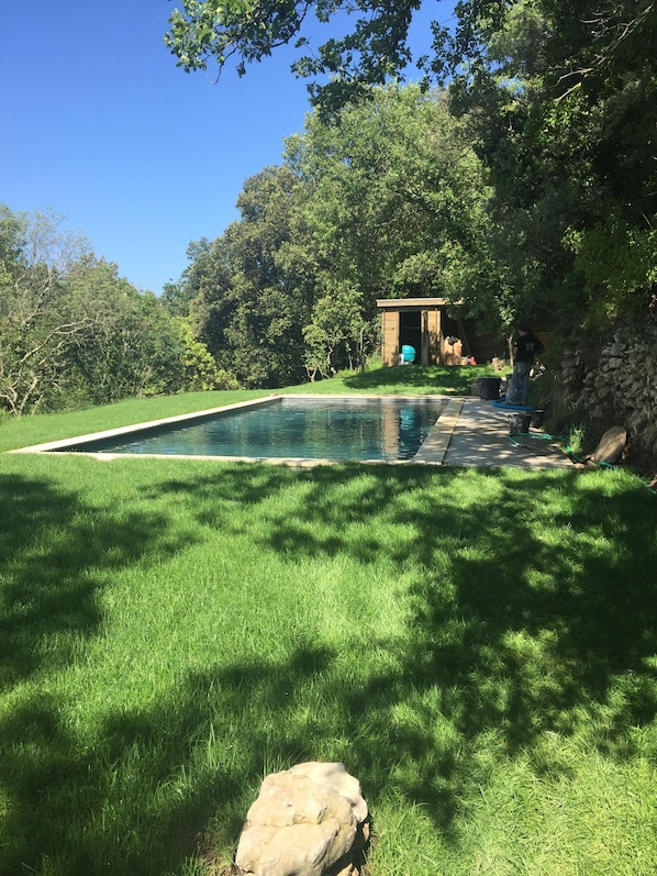 Outdoor pool - Provencal troglodyte LA BAUMO 2 (Le Beaucet)
