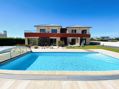 HEATED SWIMMING POOL Apartment 4 pers 3* in villa - 300m from the beach 