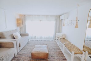 Grand Apartment, 2 Bedrooms, Balcony - Secret Oasis Ibiza- Adults Only (Sant Josep de sa Talaia)