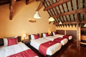 2 bedrooms, desk, free WiFi, bed sheets