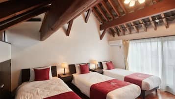 2 bedrooms, desk, free WiFi, bed sheets