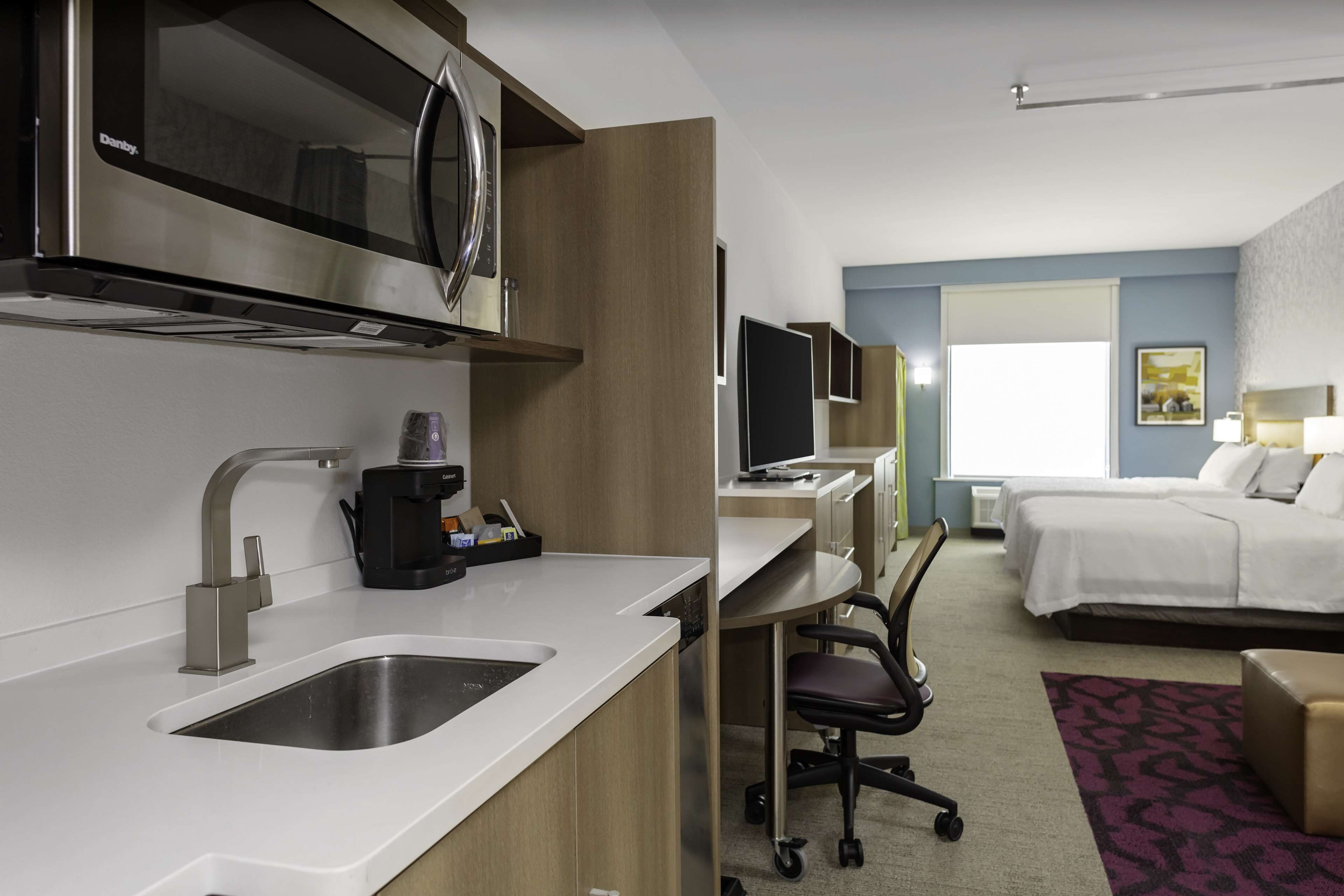 开间, 2 张大床, 无烟房