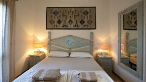 2 bedrooms, travel cot, WiFi - Charming retreat with panoramic private pool, 300m from the sea (Trinità d'Agultu e Vignola)