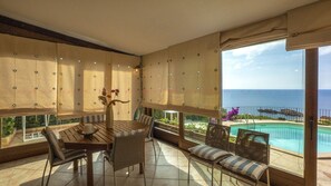 Dining - Charming retreat with panoramic private pool, 300m from the sea (Trinità d'Agultu e Vignola)