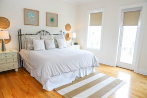 4 bedrooms, iron/ironing board, free WiFi, bed sheets - Heated Pool* ☀️ Next to Beach, Ocean View Rooftop, Beach Equip ☀️ (Santa Rosa Beach)