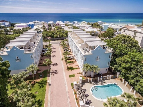 Heated Pool* ☀️ Next to Beach, Ocean View Rooftop, Beach Equip ☀️