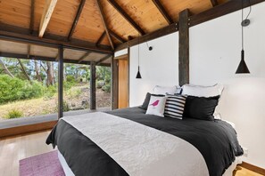 Unclassified image, 3 of 14, button - Dridan House (Lorne)