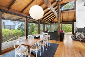 Unclassified image, 4 of 14, button - Dridan House (Lorne)