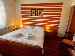 1 habitación, wifi y ropa de cama 