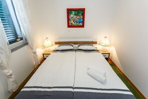 2 makuuhuonetta, Wi-Fi, vuodevaatteet