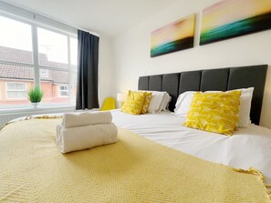 1 bedroom, iron/ironing board, WiFi, bed sheets - Anstey Heights - Apartment 8 - Hopewell (Easton)