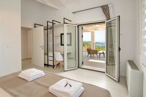 4 camere, ferro/asse da stiro, Wi-Fi, lenzuola
