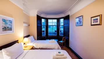 5 makuuhuonetta, silitysrauta/-lauta, ilmainen Wi-Fi, vuodevaatteet