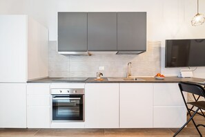 Apartemen, 1 kamar tidur | Dapur pribadi | Lemari es besar, oven, kompor, dan mesin pencuci piring