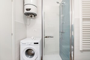 Bathroom shower - A pochi minuti da Fiera Bologna Apartment (Bologna)