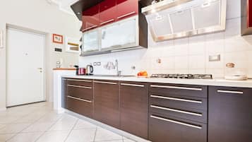 Apartemen, 1 kamar tidur | Dapur pribadi | Lemari es besar, microwave, oven, dan kompor