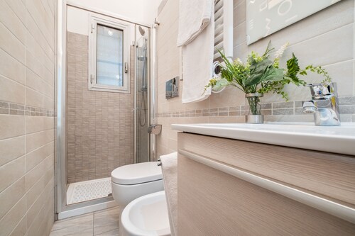 Bolognina Centro-Stazione Apartment