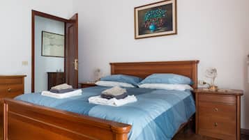 2 habitaciones, wifi gratis y ropa de cama