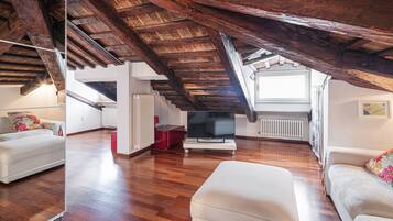 Apartemen, 1 kamar tidur | Area keluarga | TV layar datar