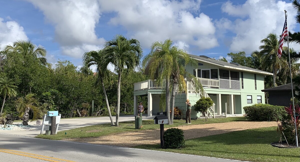 Photo 6 of Elevated West Facing Private Home Close to 5th Ave Naples - New Listing!
