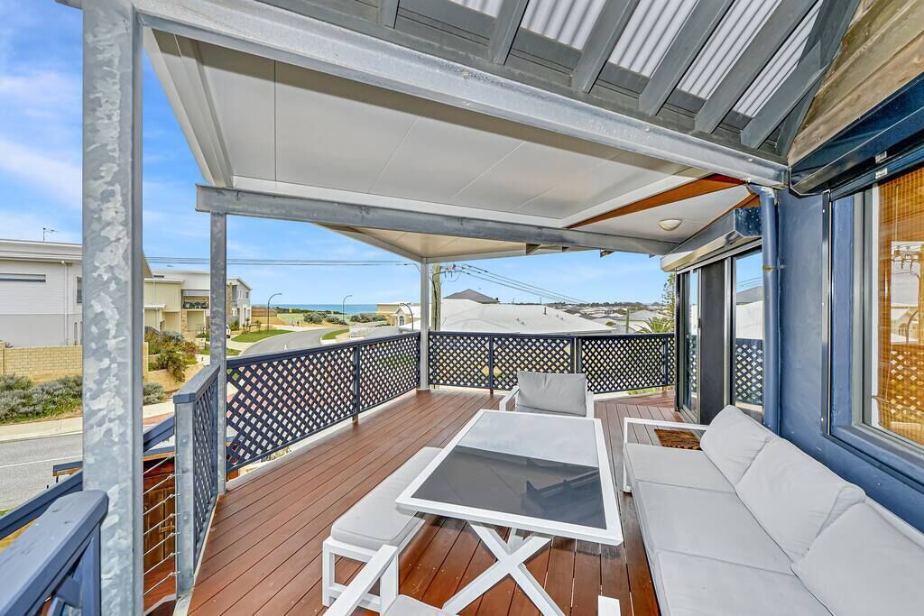 Endless Summer Beach House — image 23