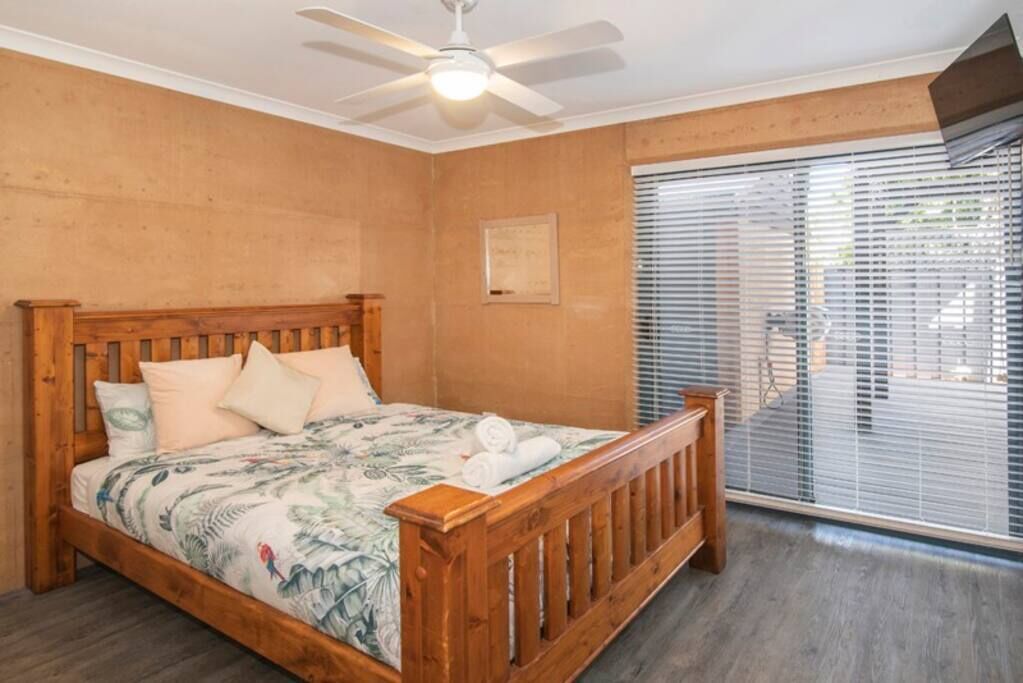 Sea Breeze Villa — image 11