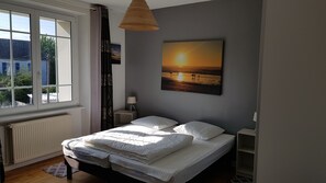 5 chambres, fer et planche à repasser, lit parapluie, Wi-Fi gratuit