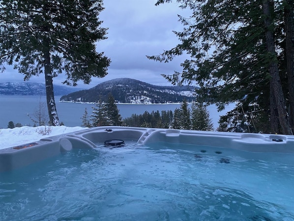Bain à remous extérieur