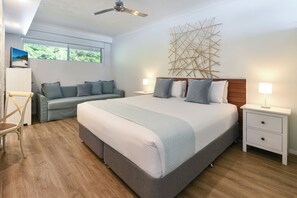 1 chambre, fer et planche à repasser, Wi-Fi, draps fournis