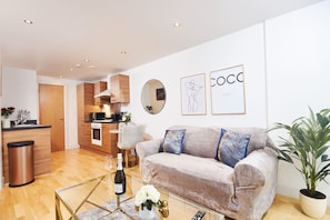 Apartamento superluxo, banheiro privativo | Lounge