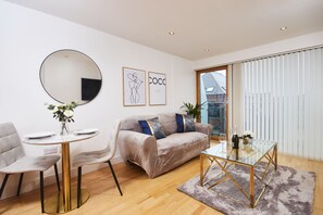 Apartamento superluxo, banheiro privativo | Lounge