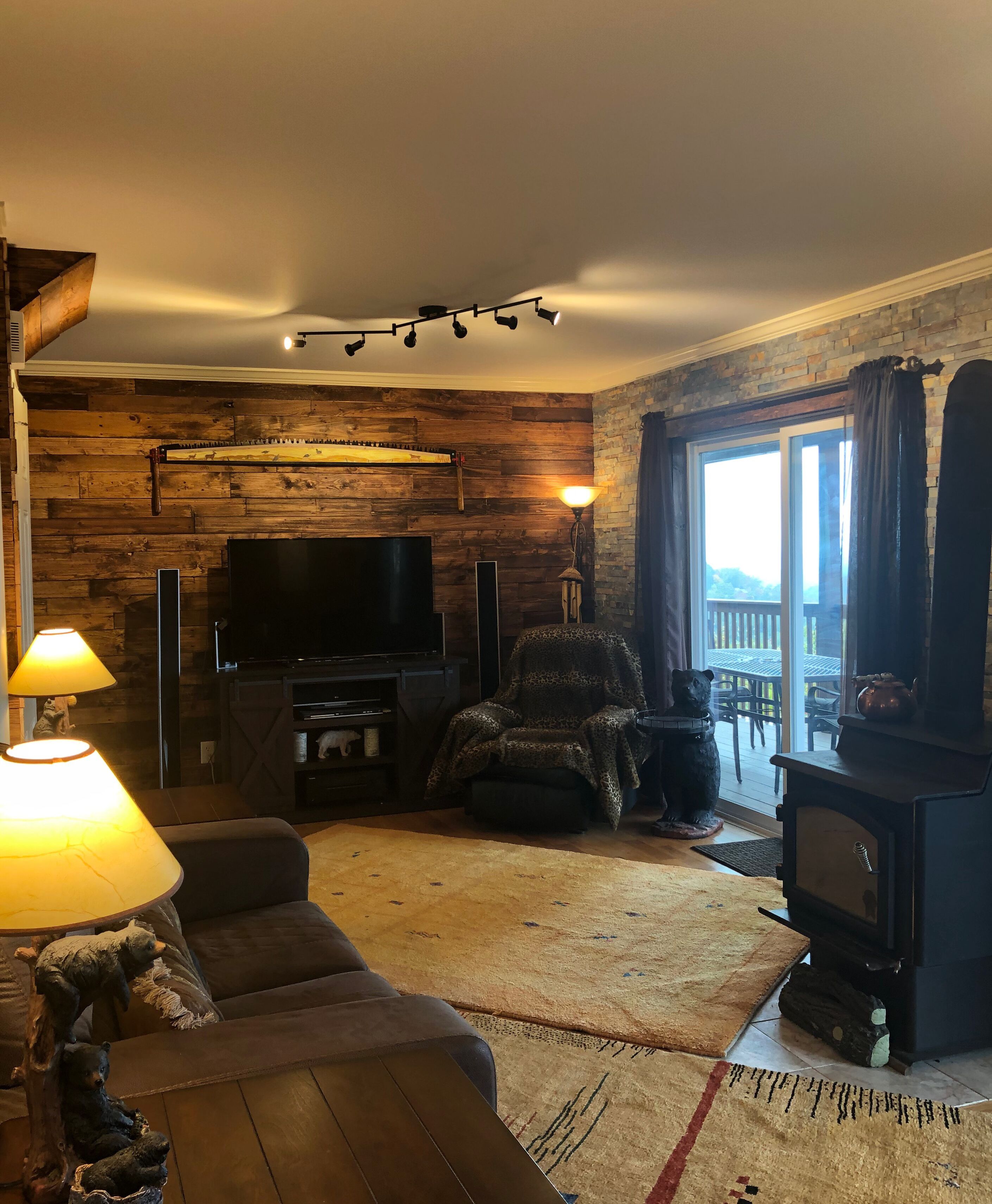 Main level-Living room