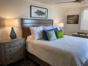 3 habitaciones, tabla de planchar con plancha y cuna de viaje 