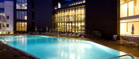Indoor pool, outdoor pool