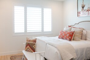 3 bedrooms, iron/ironing board, travel cot, Internet - 🏜️Desert Getaway🏜️  - Great amenities, Near Zion and St. George (Washington)