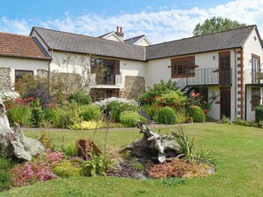 Exterior - 3 bedroom accommodation in Sidbury, near Sidmouth (Sidbury, near Sidmouth)