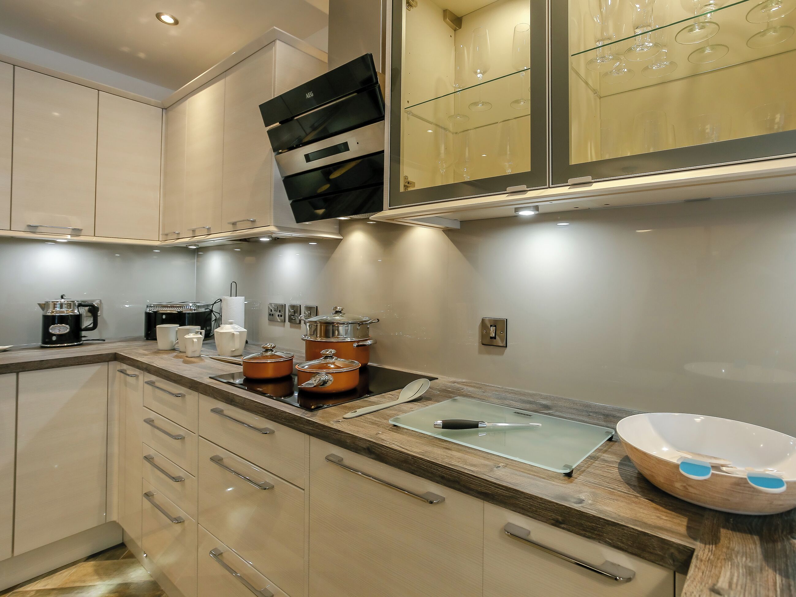 Oven, dishwasher, freezer