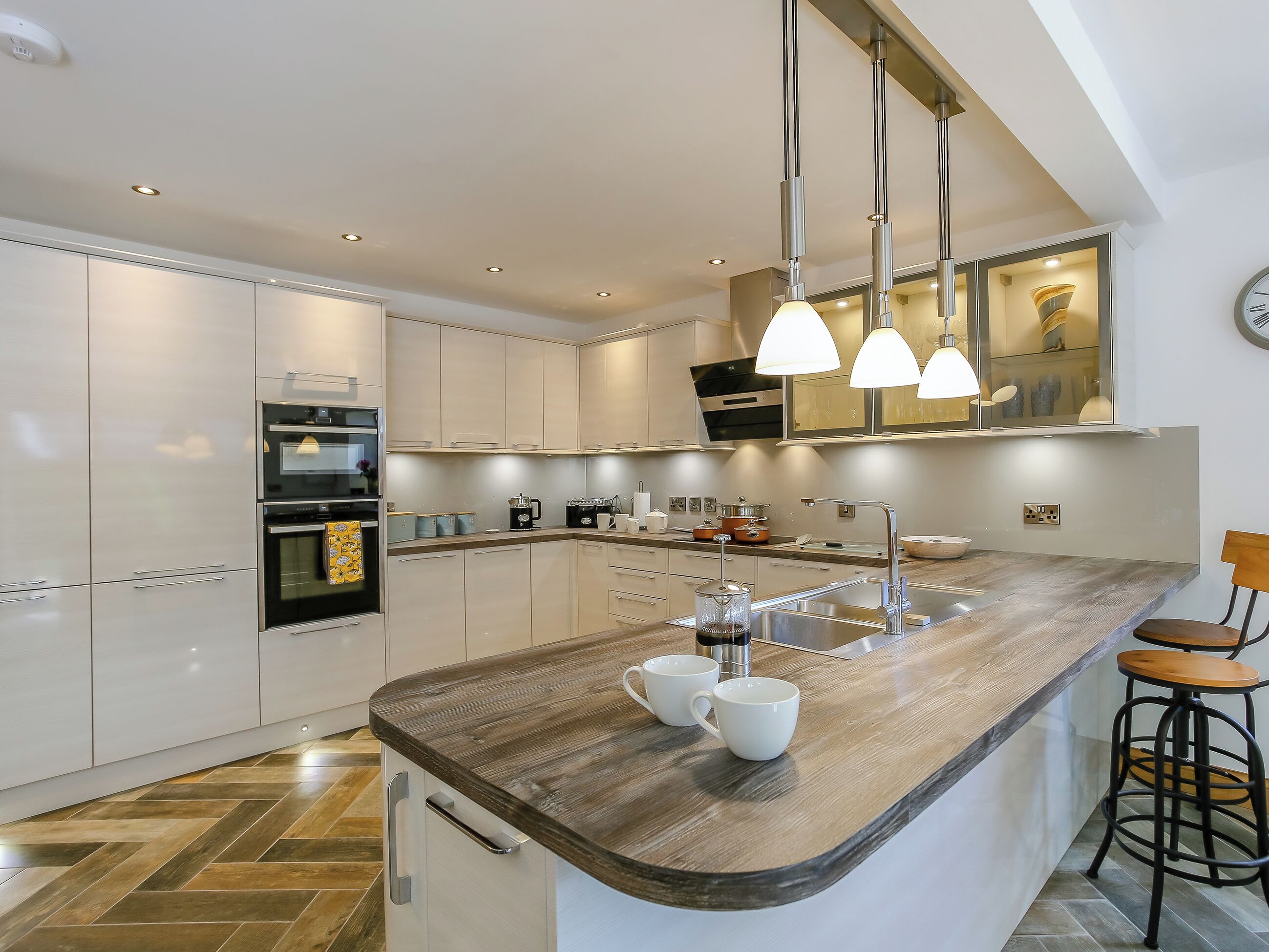 Oven, dishwasher, freezer